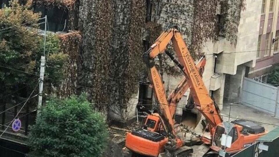 Журналісти провели розслідування щодо одного із власників "Квітів України"