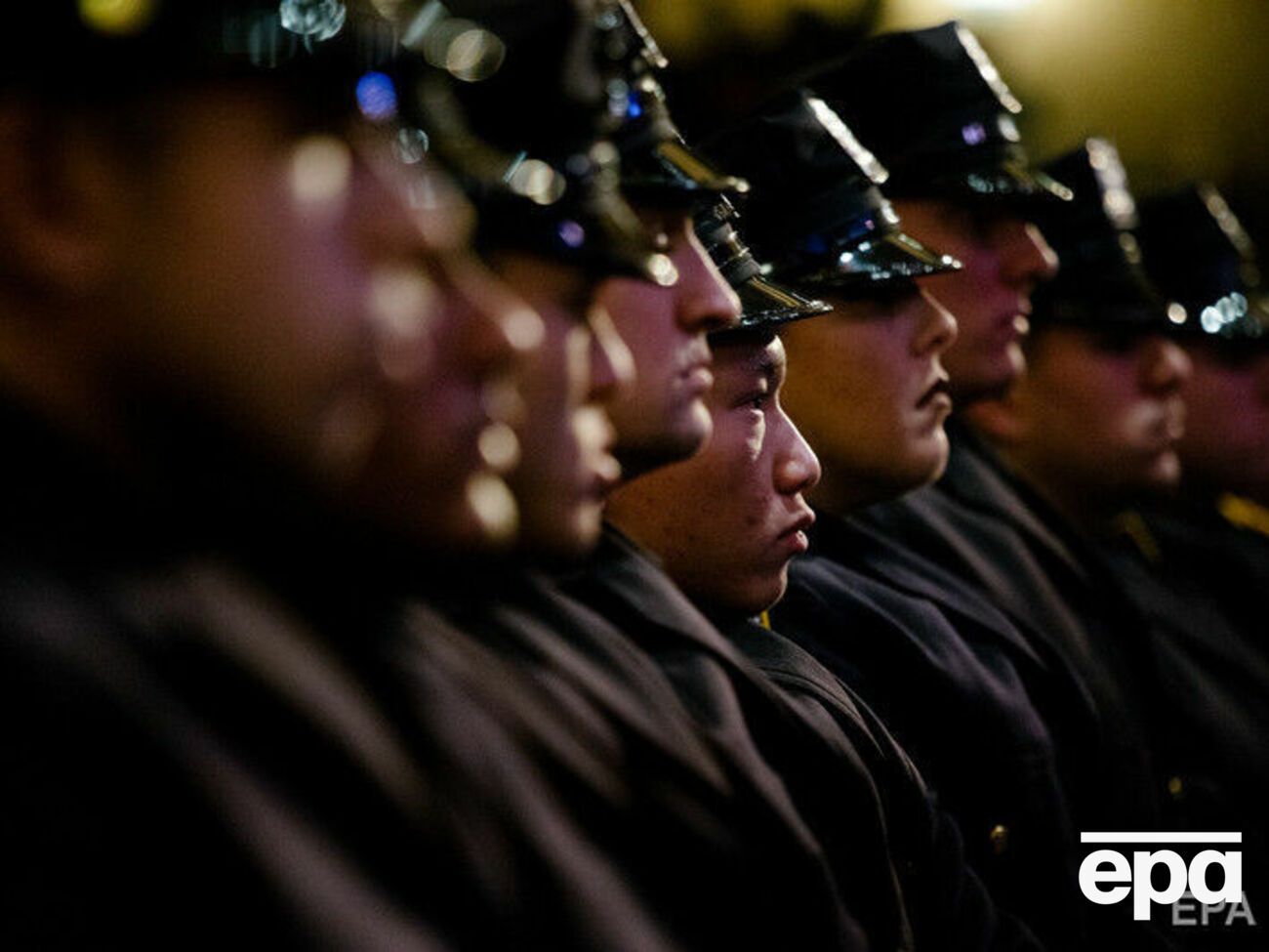 Стрелявшего ищет полиция