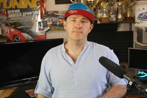 Гринчук рассказал, что к ним несколько раз приезжала полиция, но почти сразу же и уезжала