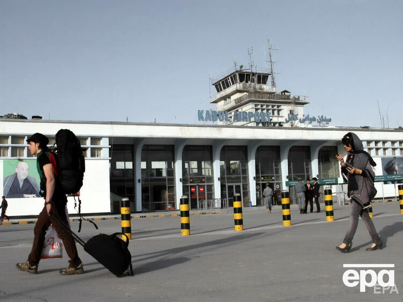 В аэропорту Кабула отменили все коммерческие рейсы