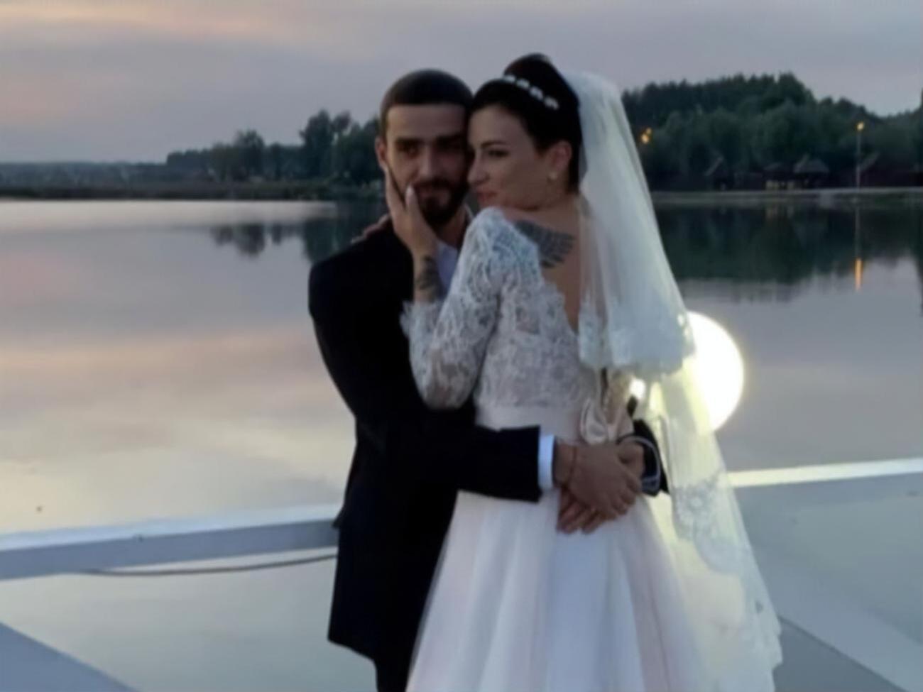 Приходько вийшла заміж за Олександра 2013 року, а 2019-го подружжя обвінчалося