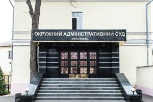 Першим заступником голови СЗР Семочко працював у 2018–2019 роках