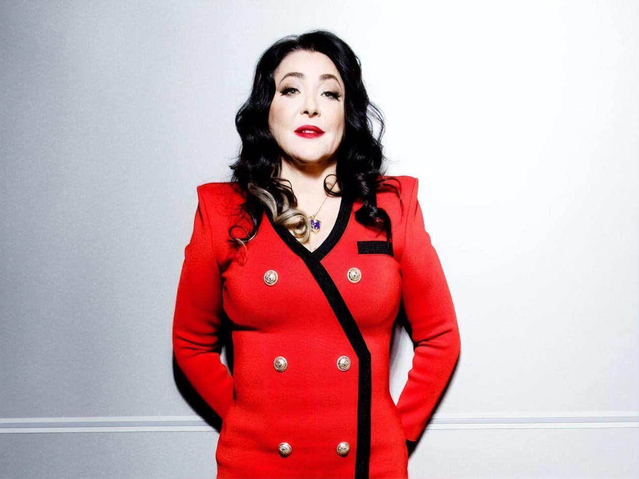 Милявская уточнила, что в торговом центре проходили съемки с ее участием, которые закончились в шесть утра