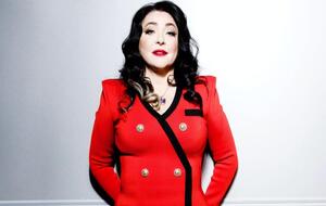 Милявская уточнила, что в торговом центре проходили съемки с ее участием, которые закончились в шесть утра