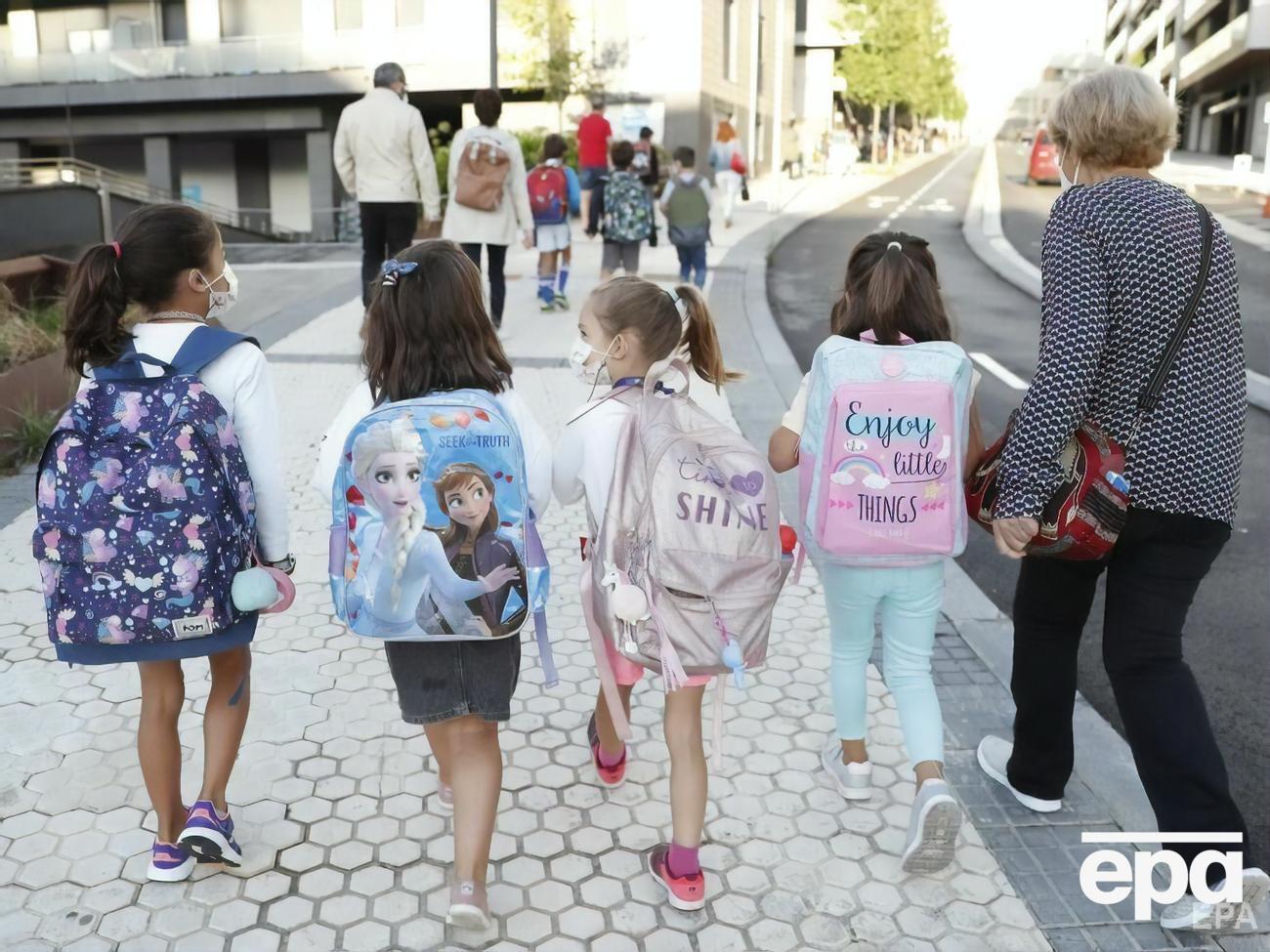 Підготовку дитини до школи можна почати із придбання канцелярських товарів