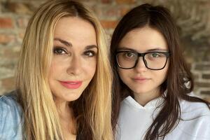 Ольга Сумская с младшей дочерью – 19-летней Анной Борисюк