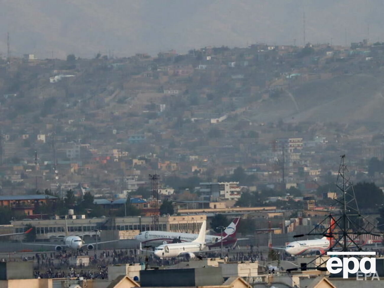 Німецькому військовому літаку в ніч на 17 серпня вдалося забрати першу групу людей із Кабула