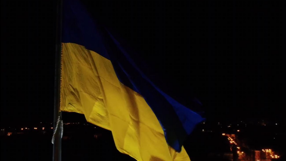 Розмір полотна – 12 на 18 м