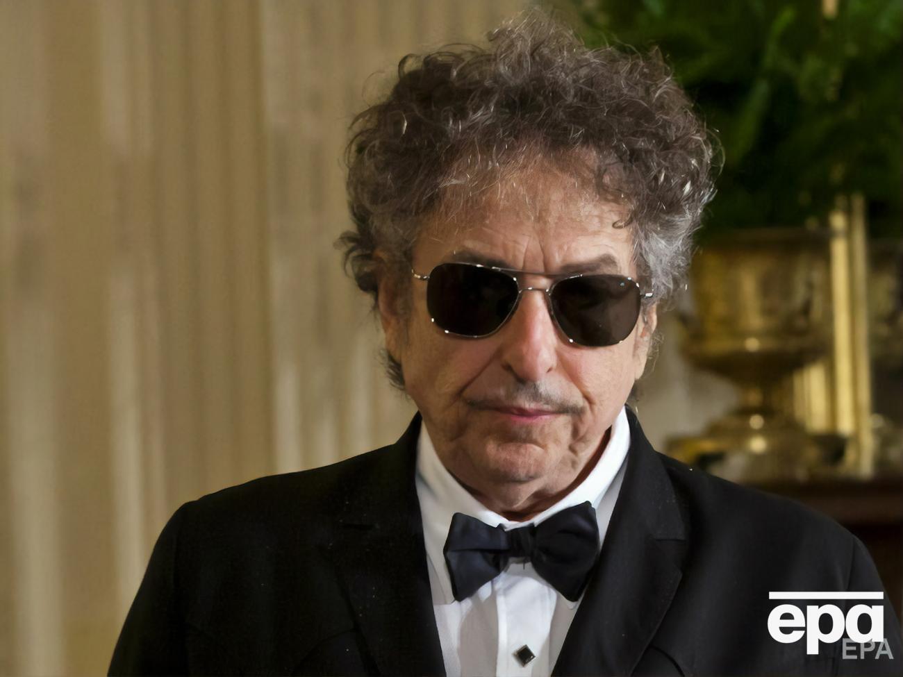 Представители Дилана заявили, что "утверждения 56-летней давности не соответствуют действительности"&nbsp;