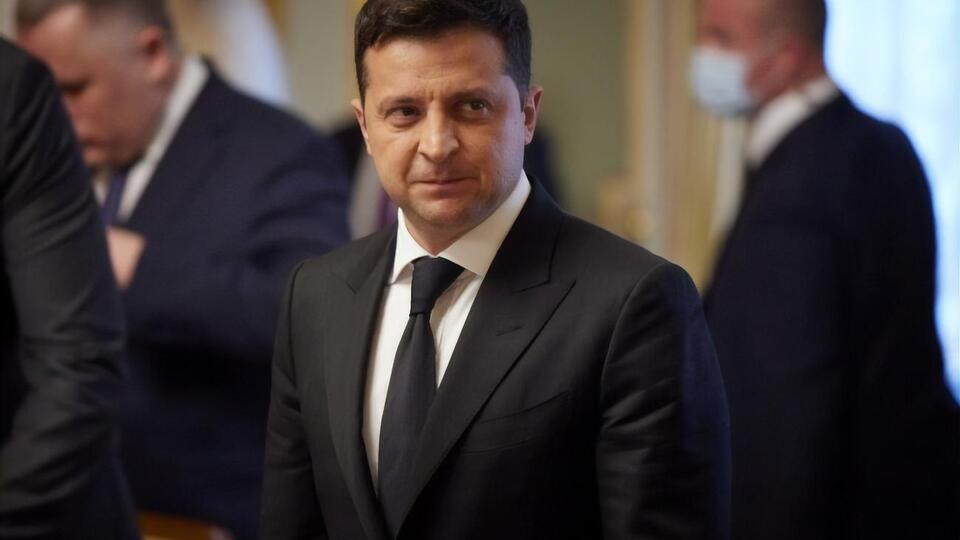 39,8% украинцев нейтрально оценивают результаты работы Зеленского
