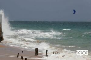 Тропический шторм "Грейс" будет усиливаться в ближайшие дни