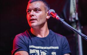 Александр Павлик получил известность после участия в шоу "Х-фактор"