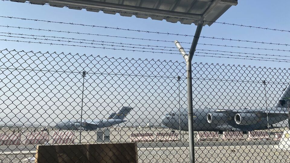 На территории Афганистана вводили запрет на полеты гражданской авиации
