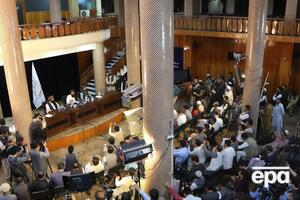 "Талибан" пообещал, что женщины смогут работать, если будут "жить по шариату"