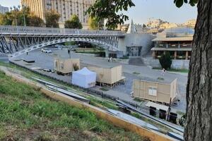 Декорації з радянським інтер'єром почали встановлювати до Дня Незалежності України