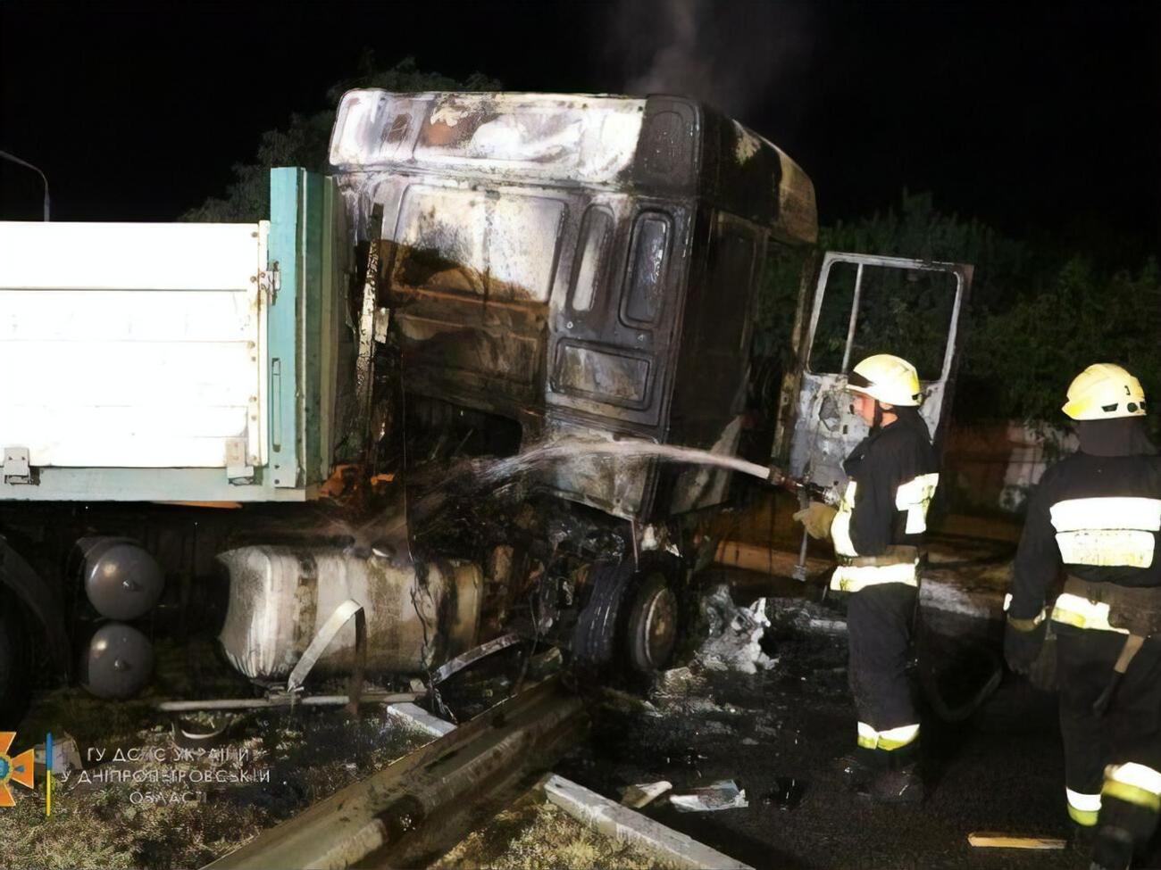 Кабина грузового автомобиля DAF загорелась