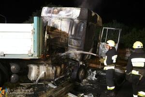 Кабина грузового автомобиля DAF загорелась