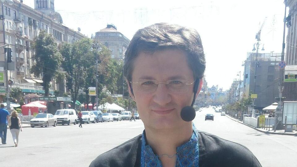 Кондратюк: У отеля, где мы живем, шторм привел лишь к одному инциденту: дерево упало на автомобиль. Но это был мой арендованный автомобиль!