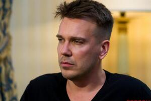 Зигарь: Мій батько займався підводним полюванням і заходив в океан на очах у здивованої публіки, незважаючи на жодних акул