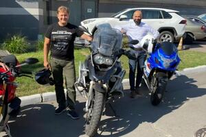 Данилюк (слева): Мотоциклу конец. Я его, конечно, очень любил, и на этот раз он принял на себя весь удар