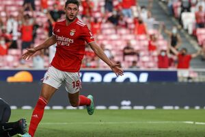 Яремчук перешел в "Бенфику" в конце июля