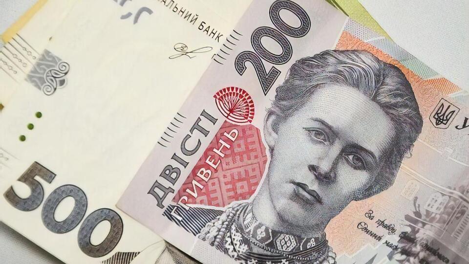 К евро гривна поднялась на 14 копеек