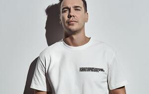 Зыгарь: В 2014 году мы испытали какой-то невероятный наплыв того, что сейчас известно как боты, тролли. На нас отрабатывались все эти приемы