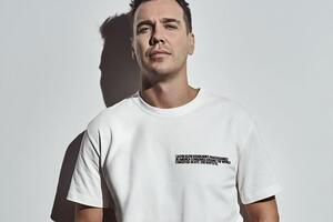 Зыгарь: В 2014 году мы испытали какой-то невероятный наплыв того, что сейчас известно как боты, тролли. На нас отрабатывались все эти приемы