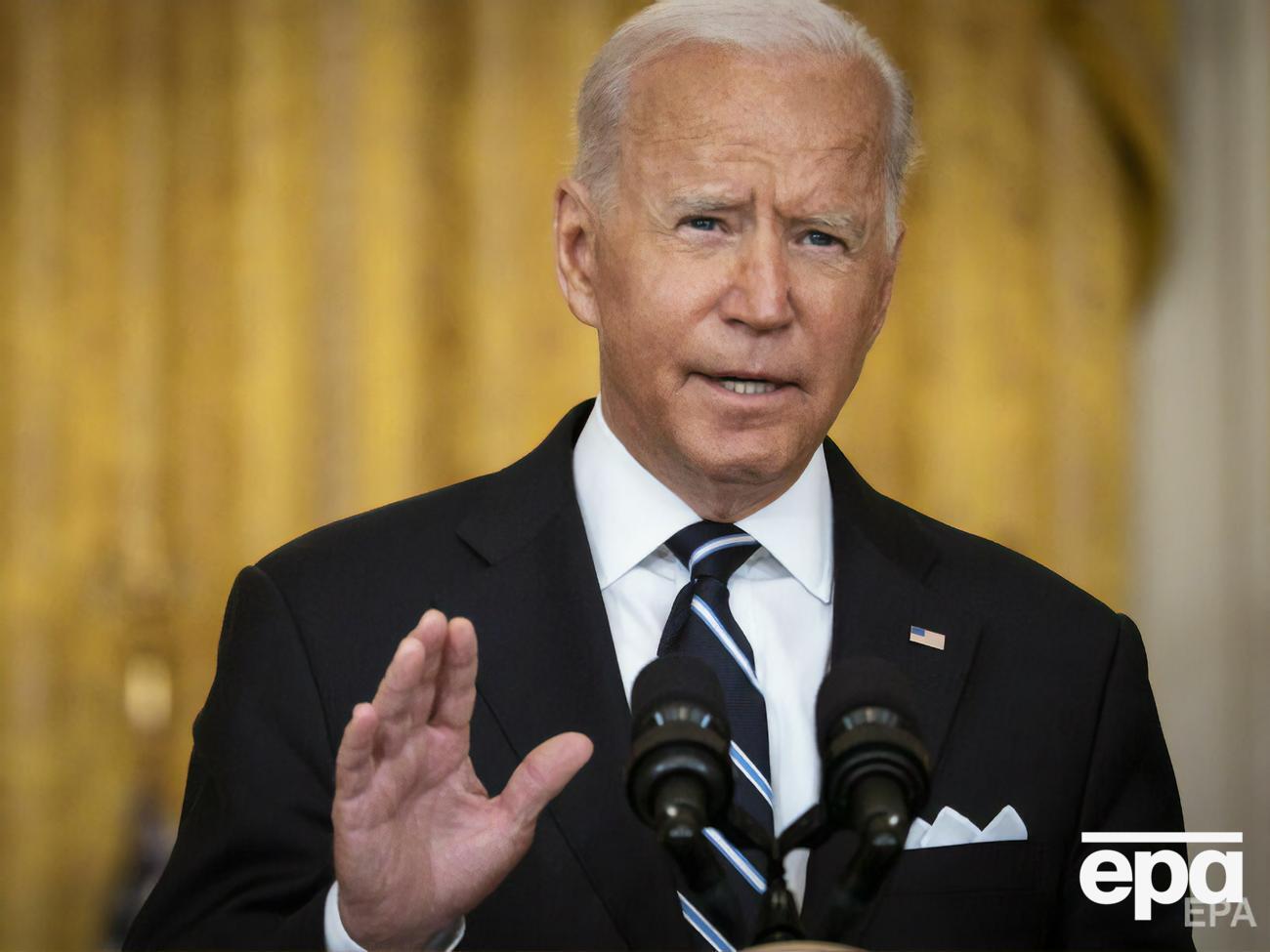 Угроза со стороны "Аль-Каиды" и других террористов в других частях мира для США выше, чем в Афганистане, считает Байден