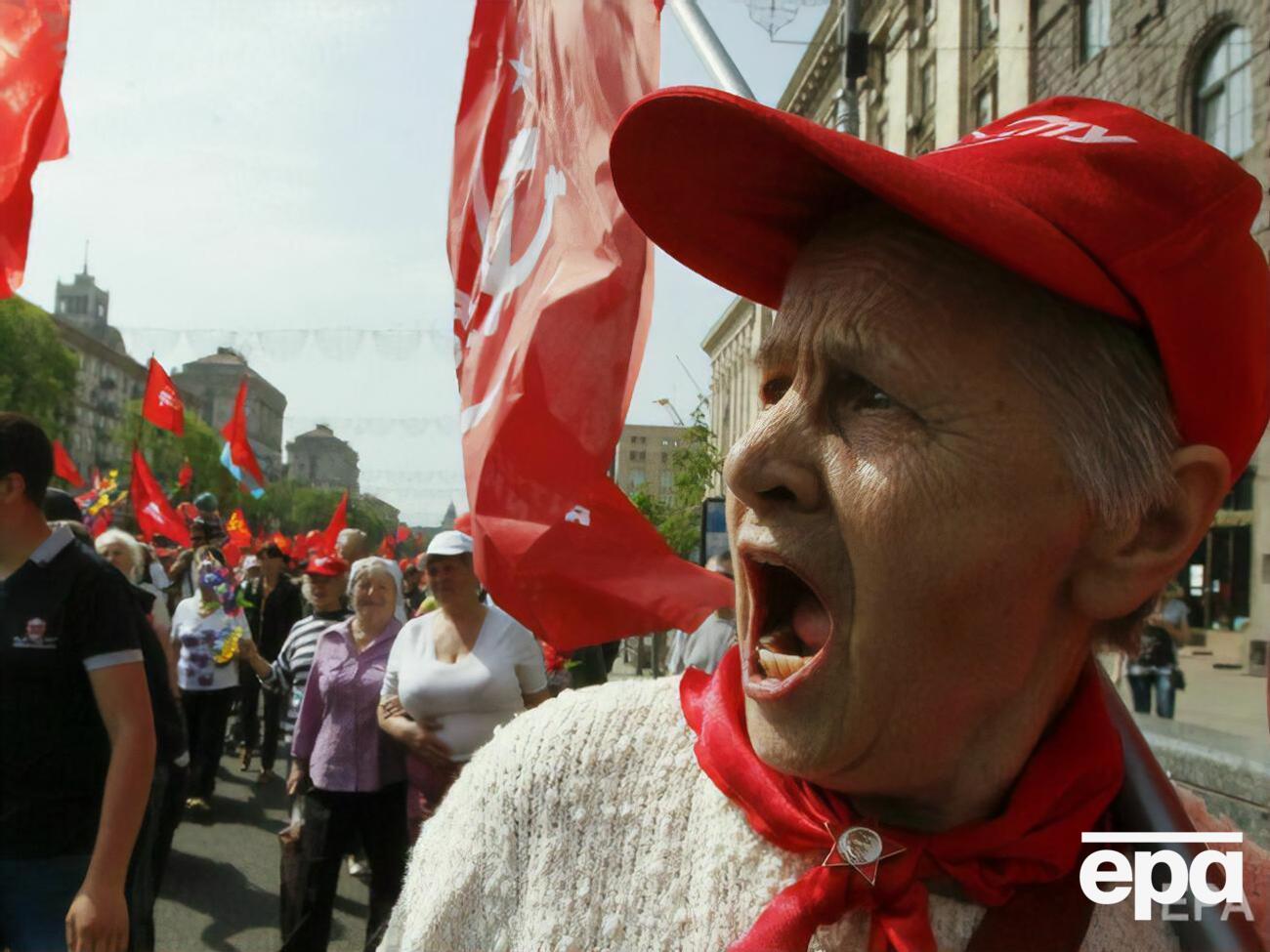 32% опрошенных жалеют о распаде СССР