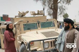 У руки талібам потрапили зокрема американські машини Humvee