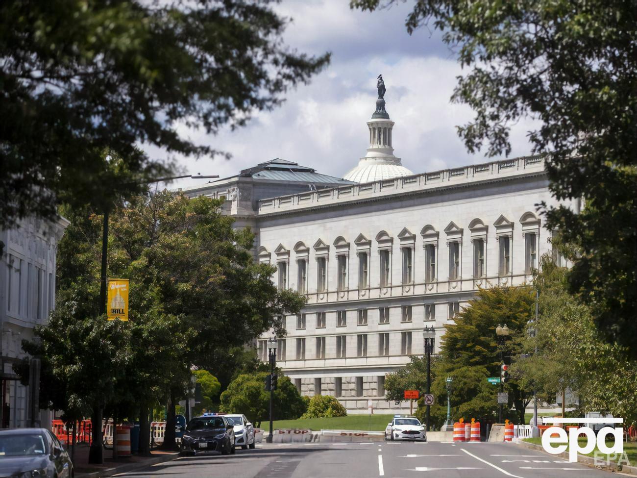 Автомобиль якобы со взрывчаткой был припаркован у библиотеки Конгресса США