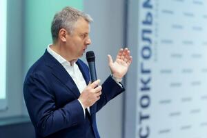 Витренко: Меня лично зарплата не тревожит