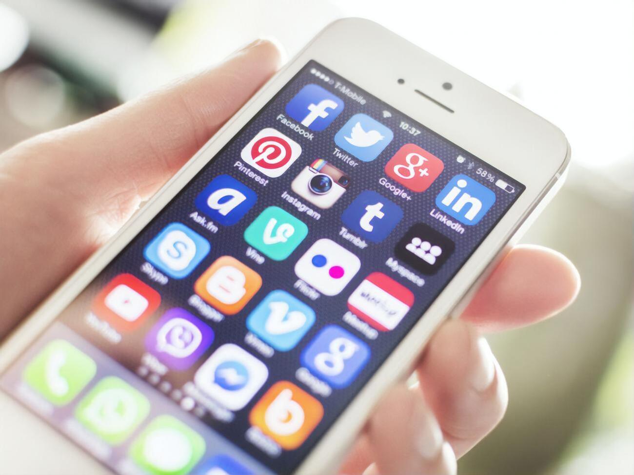 Застосунок Unjected з'явився у травні цього року