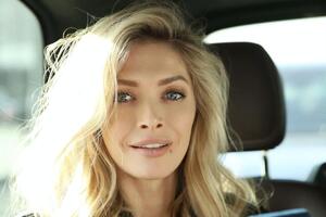 Брежнева: Мне было лет семь или восемь. Я украла вкладыш из журнала "Барвинок" в библиотеке