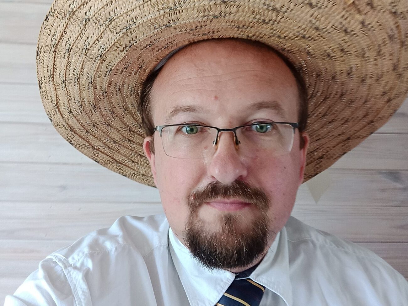 Ситуация с легкоатлеткой Тимановской показывает, почему власть в Беларуси фактически валяется под ногами