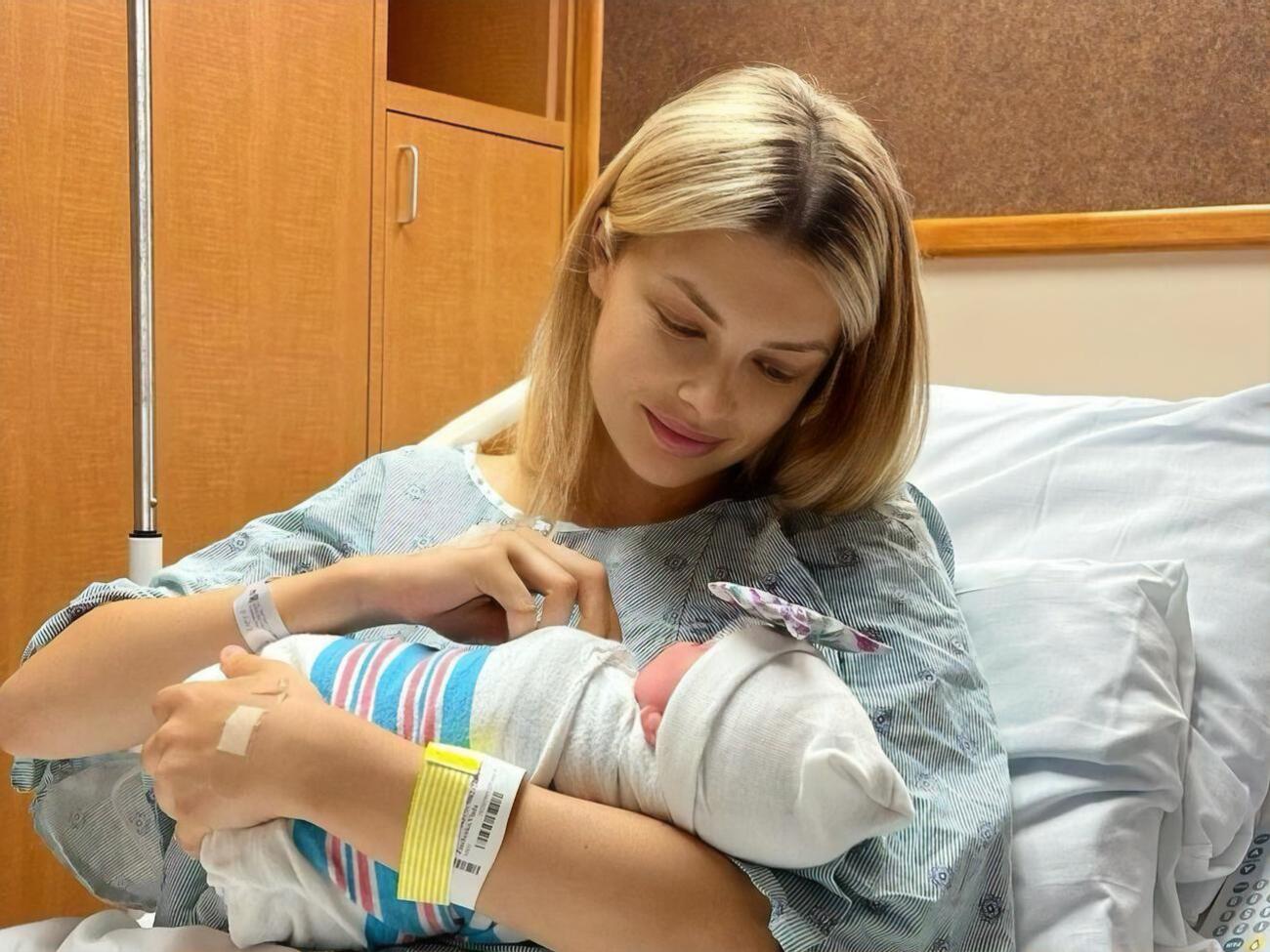 1 августа 2021 года Влада Седан впервые стала мамой