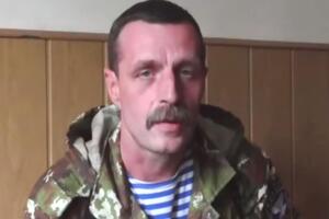 По данным СБУ, Безлер в июне 2014 года возглавил в Горловке группировку боевиков