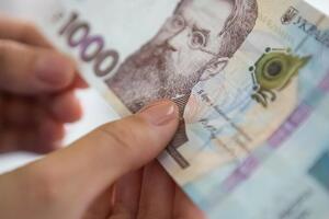 Курс гривны к доллару остался на прежнем уровне