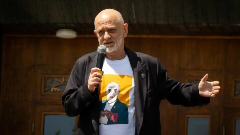 Пам'ять Ройтбурда вшанували хвилиною мовчання, але вулицю його ім'ям називати відмовилися