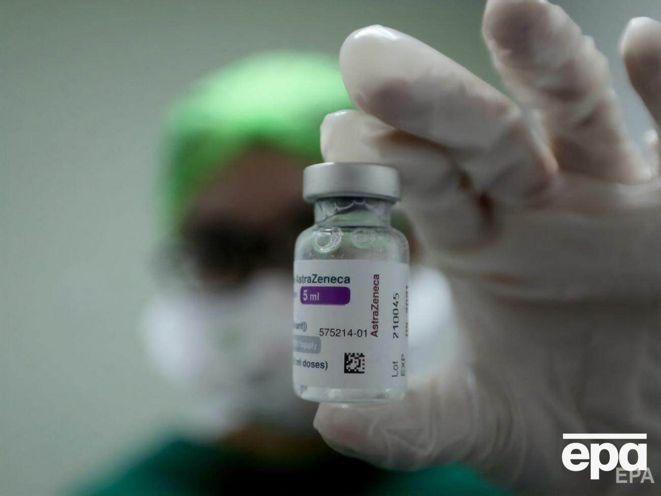 Препарат от AstraZeneca вводится с помощью двух внутримышечных инъекций