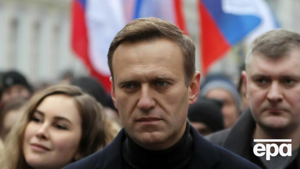 Санкции ввели в годовщину покушения на Навального