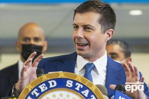 Визит министра транспорта США Буттиджича в Киев, по данным СМИ, продлится три дня