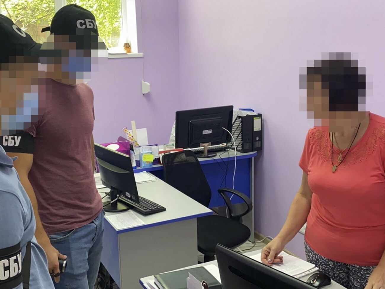 Задержанной сообщили о подозрении по статье о содействии деятельности террористической организации