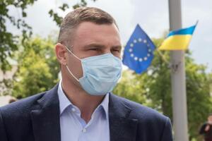 Кличко не зміг прийти на засідання РНБО, він був із візитом у Чернігівській області