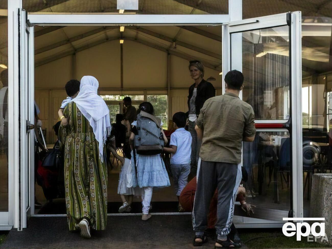 Прихід талібів спровокував масову евакуацію з аеропорту Кабула