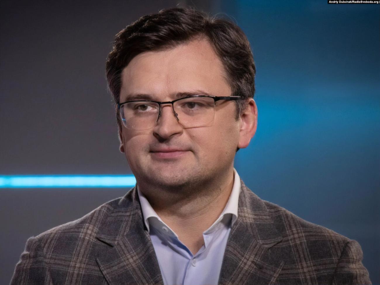 Кулеба отметил, что в Украину туристы привозят деньги