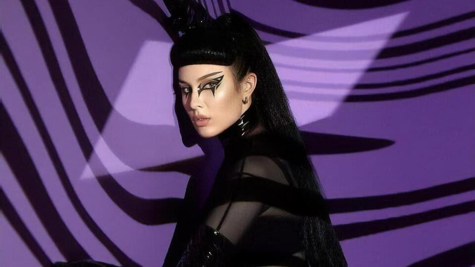 Maruv попросила зрителей смириться с ее образом