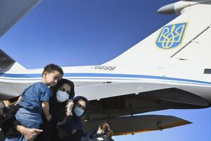 Літак ЗСУ доправив 83 людей, евакуйованих з Афганістану