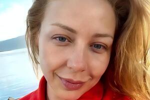 Кавер-версія пісні "Спи собі сама" від Тіни Кароль увійшла у фільм "Я, "Побєда" і Берлін"